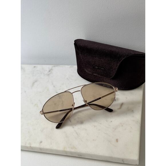 NEW Tom Ford FT1095 Ken Photochromic Aviator Sunglasses - Picture 8 of 8